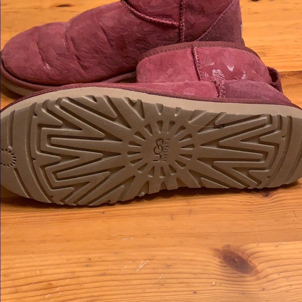 Ugg Boots - image 3